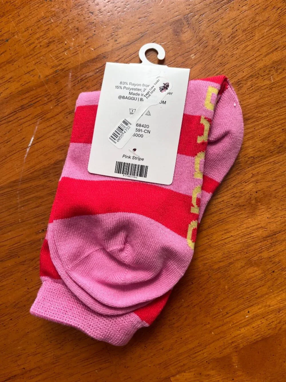 BAGGU Striped Crew Socks - Pink/Red - OS - NWT